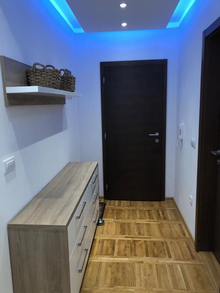Mikic Apartment *
